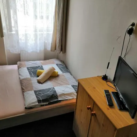 Damiell Hostel Praga