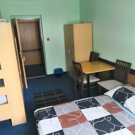 Damiell Hostel Praga